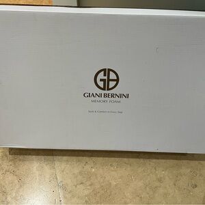 Giani Bernini oxblood boots NEW 9.5